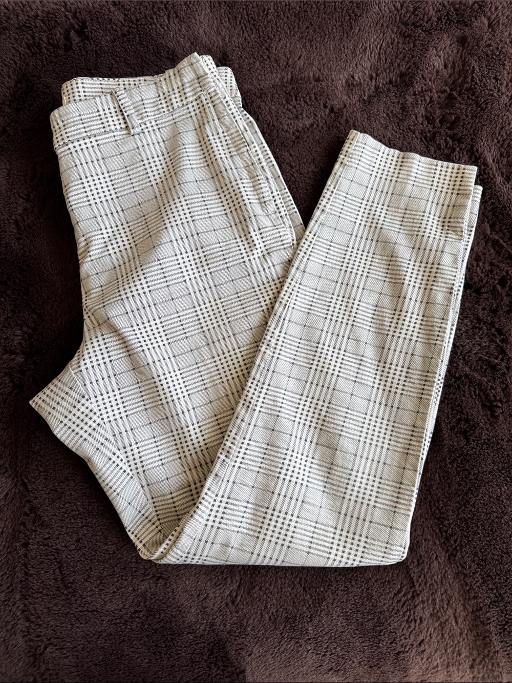 H&M black and tan women’s ankle pant